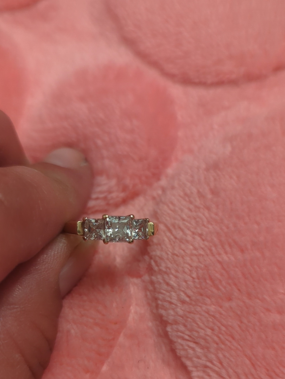 14 Kt Gold Three-Stone Ring with Cz